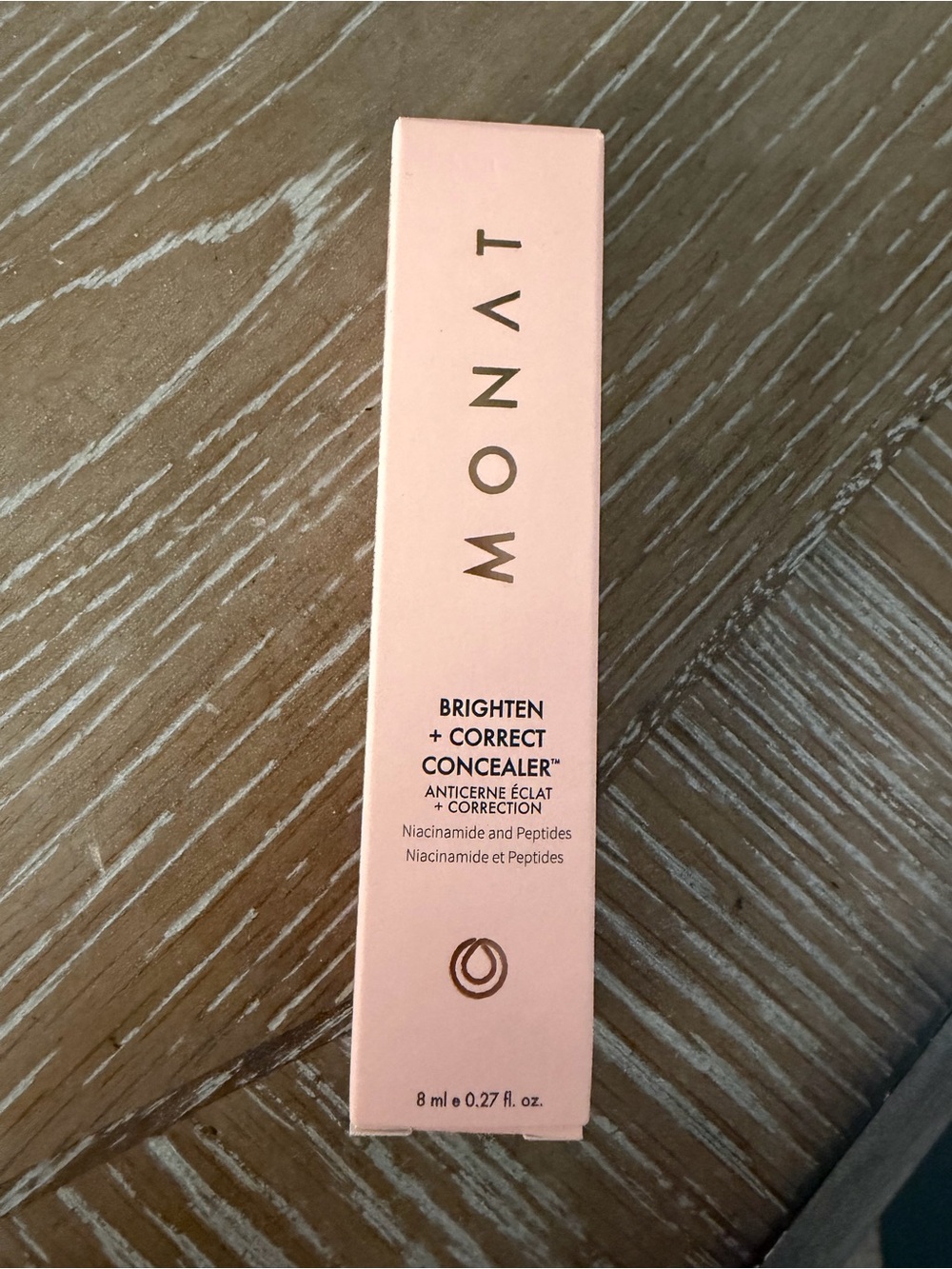 Monat Brighten + Correct Concealer Shade Very Light